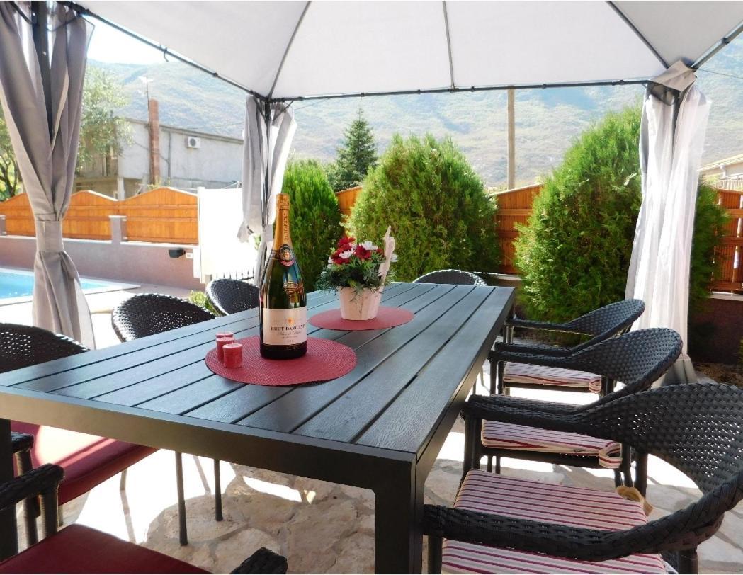 Holiday Home Jass Near Makarska Zagvozd Exterior foto