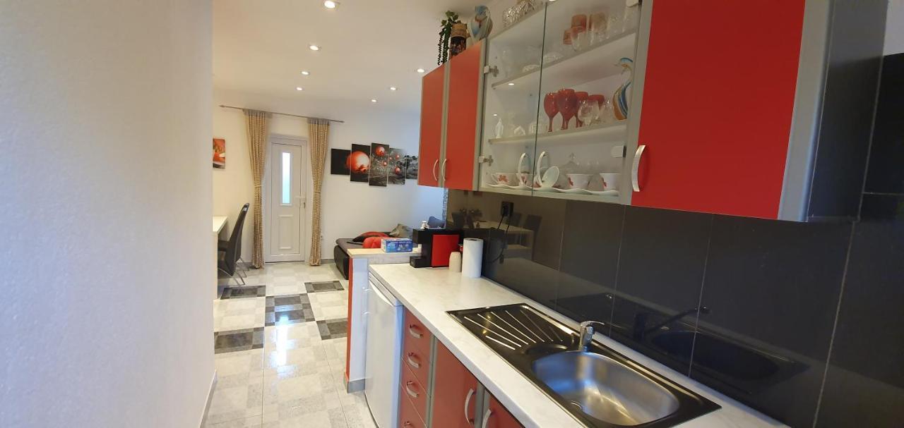 Holiday Home Jass Near Makarska Zagvozd Exterior foto